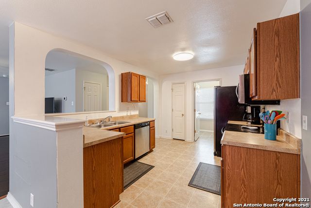 2719 Moon Rock, Converse, TX 78109