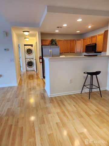 358 Rector Street 705, Perth Amboy, NJ 08861