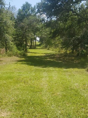 8595 Jared Road, Bellville, TX 77418