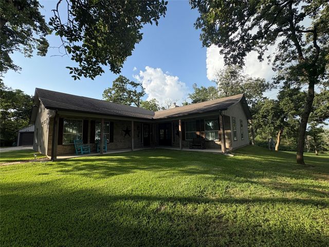 8595 Jared Road, Bellville, TX 77418