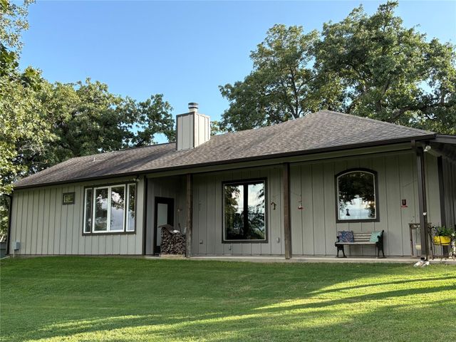 8595 Jared Road, Bellville, TX 77418
