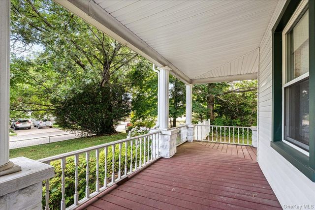 169 S Park Avenue, Rockville Centre, NY 11570