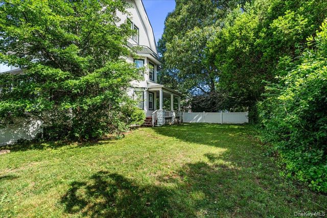 169 S Park Avenue, Rockville Centre, NY 11570