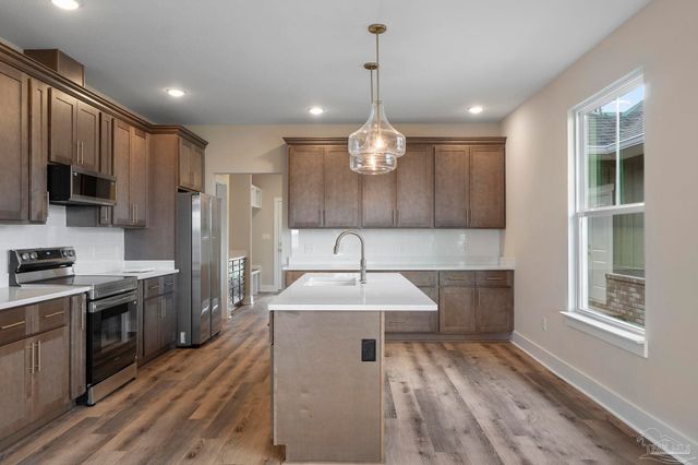 4931 Horace Lunsford Rd, Pace, FL 32570