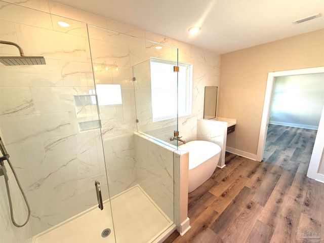 4931 Horace Lunsford Rd, Pace, FL 32570