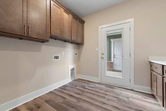 4931 Horace Lunsford Rd, Pace, FL 32570