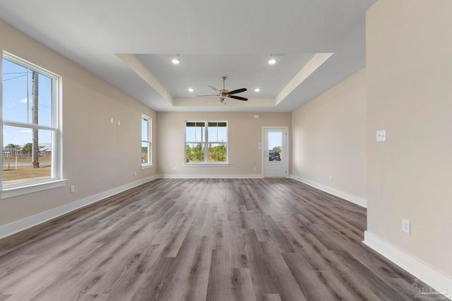 4931 Horace Lunsford Rd, Pace, FL 32570