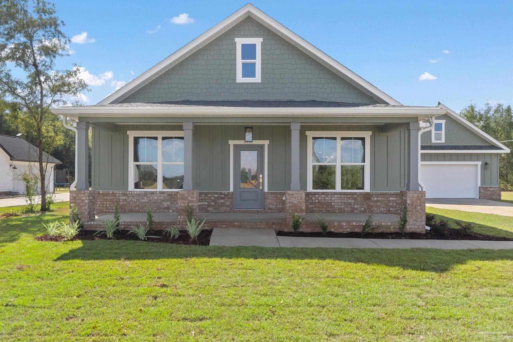 4931 Horace Lunsford Rd, Pace, FL 32570