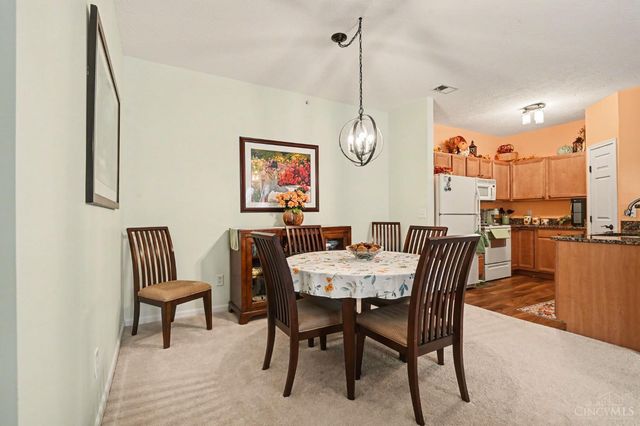 5401 Michelles Oak Court, Green Twp, OH 45238