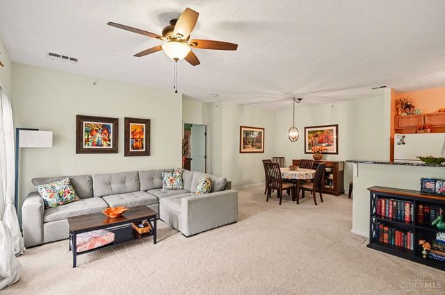 5401 Michelles Oak Court, Green Twp, OH 45238