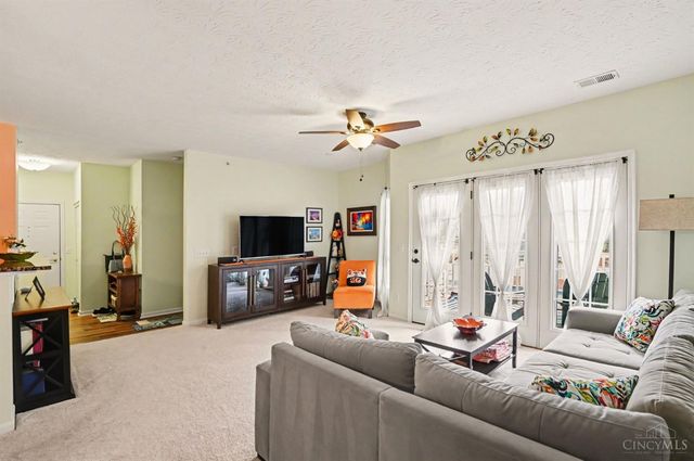 5401 Michelles Oak Court, Green Twp, OH 45238