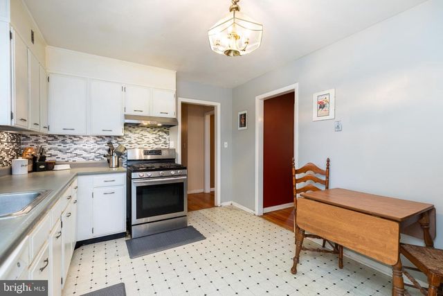 1600 SHIPLEY RD, Wilmington, DE 19803