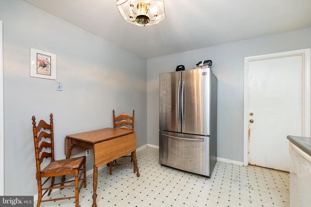 1600 SHIPLEY RD, Wilmington, DE 19803