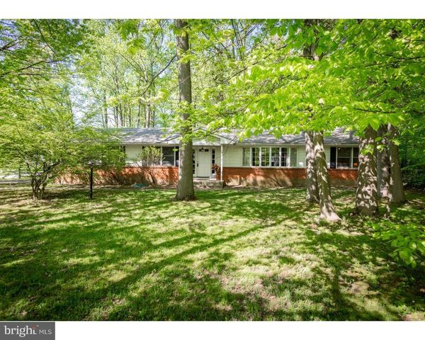 1600 SHIPLEY RD, Wilmington, DE 19803