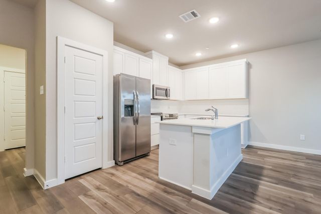 381 N Centro Circle, Shenandoah, TX 77385