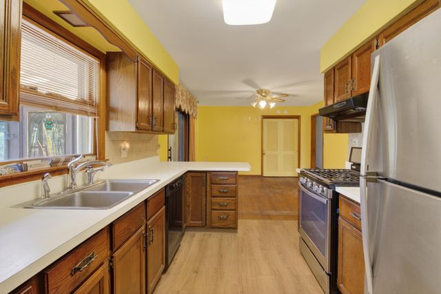 5961 Hayes Place, Merrillville, IN 46410