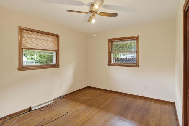 5961 Hayes Place, Merrillville, IN 46410