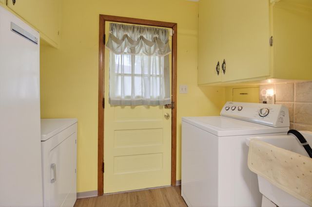 5961 Hayes Place, Merrillville, IN 46410