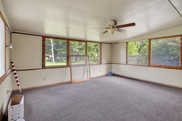 5961 Hayes Place, Merrillville, IN 46410