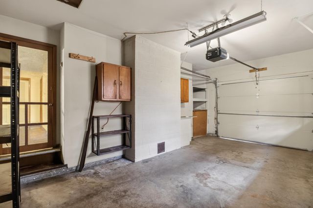 5961 Hayes Place, Merrillville, IN 46410