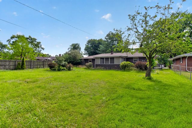 5961 Hayes Place, Merrillville, IN 46410