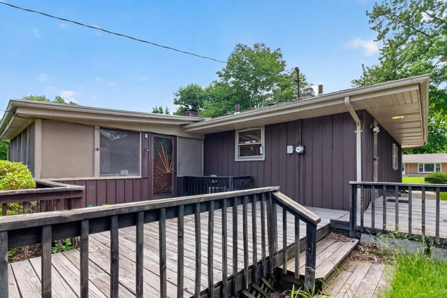 5961 Hayes Place, Merrillville, IN 46410