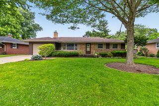 5961 Hayes Place, Merrillville, IN 46410