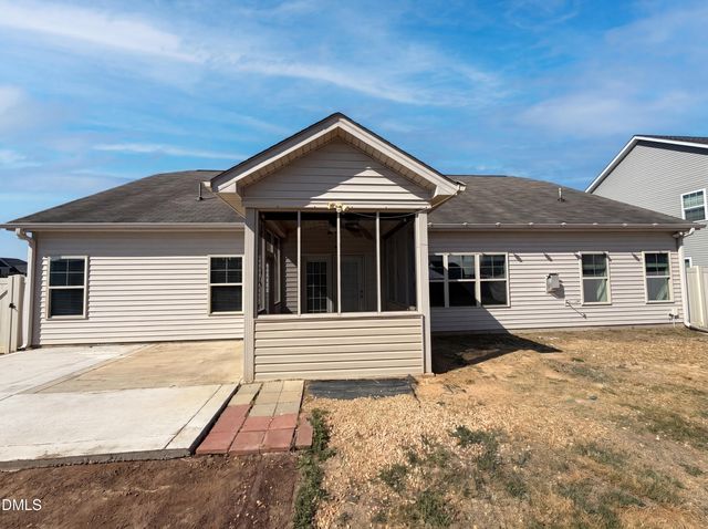 136 Dellmar Drive, Raeford, NC 28376
