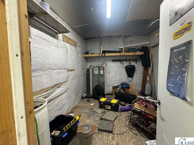 48330 206th Street, Lake Crystal, MN 56001