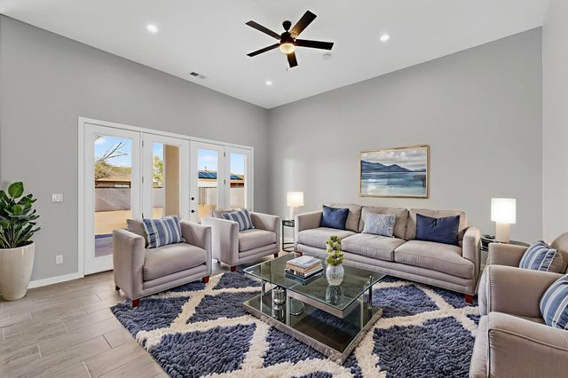 1701 Nancy Lopez, Rio Communities, NM 87002