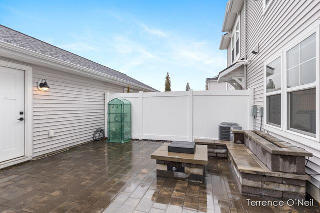 6738 Promenade Street, Rockford, MI 49341