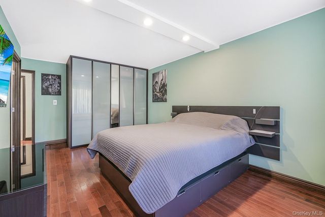 40 Wellington Ct 2a, Staten Island, NY 10314