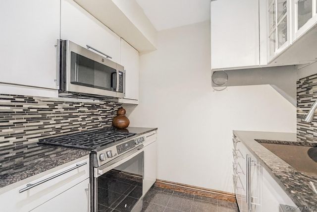 40 Wellington Ct 2a, Staten Island, NY 10314