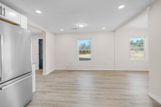 6306 Farm to Market 144N, Omaha, TX 75571