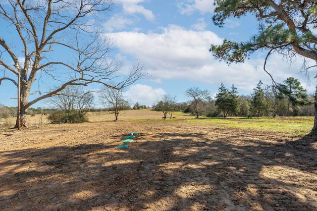 6306 Farm to Market 144N, Omaha, TX 75571