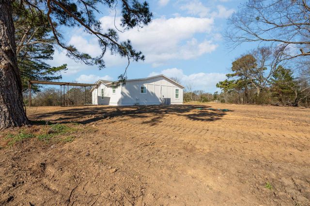 6306 Farm to Market 144N, Omaha, TX 75571