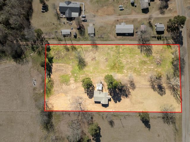 6306 Farm to Market 144N, Omaha, TX 75571