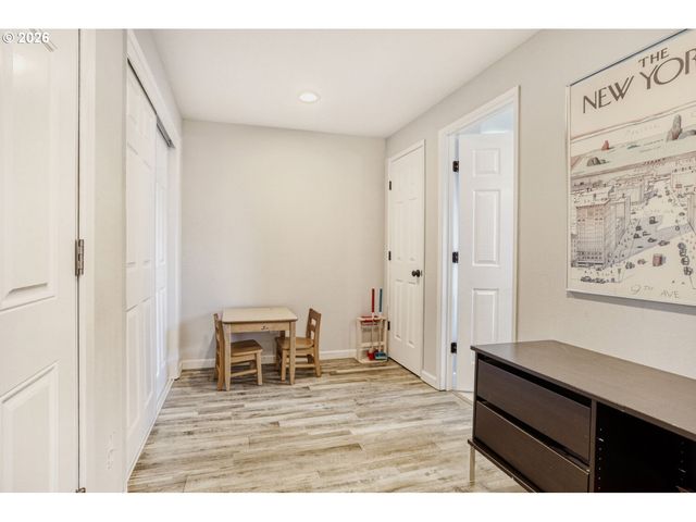 5050 Se ROBIN Ct, Milwaukie, OR 97267