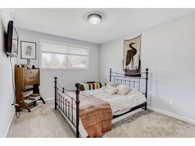 5050 Se ROBIN Ct, Milwaukie, OR 97267