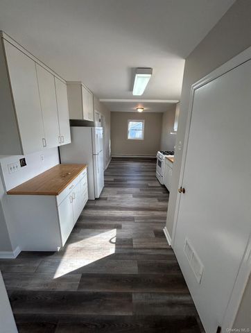 944 Union Street B, Bohemia, NY 11716