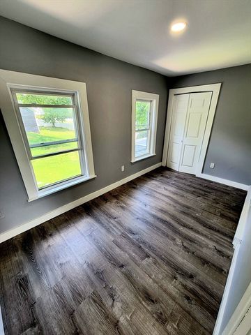 136 Commonwealth Rd 2, Wayland, MA 01778