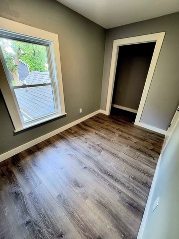 136 Commonwealth Rd 2, Wayland, MA 01778