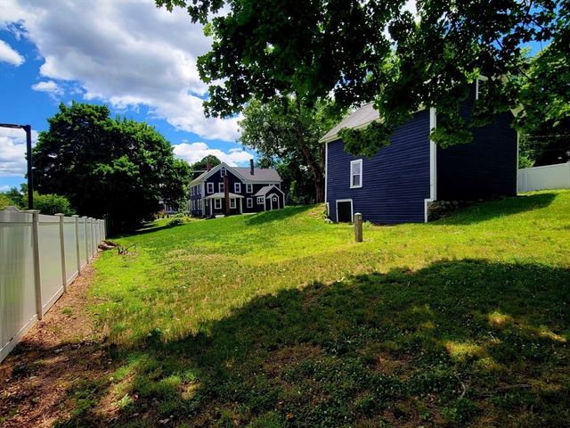 136 Commonwealth Rd 2, Wayland, MA 01778