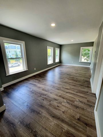 136 Commonwealth Rd 2, Wayland, MA 01778