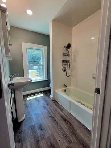 136 Commonwealth Rd 2, Wayland, MA 01778