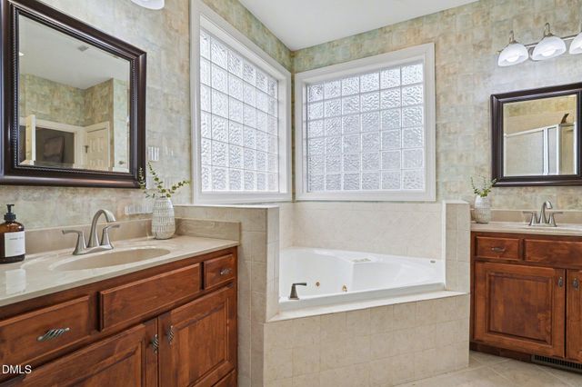 1325 Wakefield Farm Road, Zebulon, NC 27597