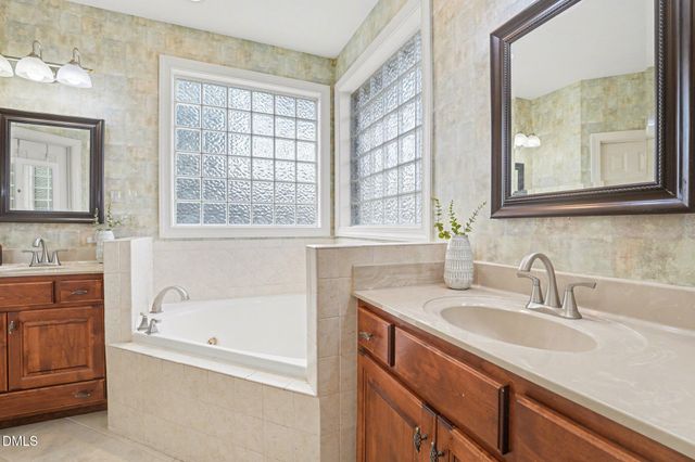 1325 Wakefield Farm Road, Zebulon, NC 27597