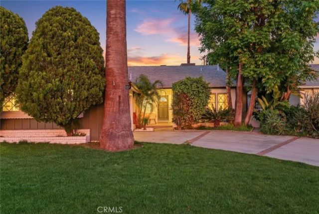 7042 Morse Avenue, North Hollywood, CA 91605