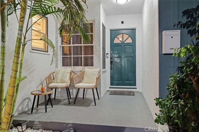 7042 Morse Avenue, North Hollywood, CA 91605