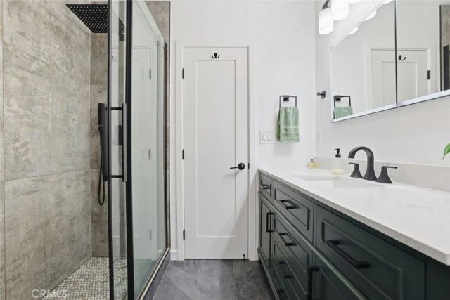 7042 Morse Avenue, North Hollywood, CA 91605